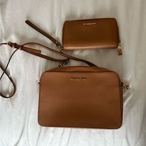 Michael KORS Bag and Wallet Set